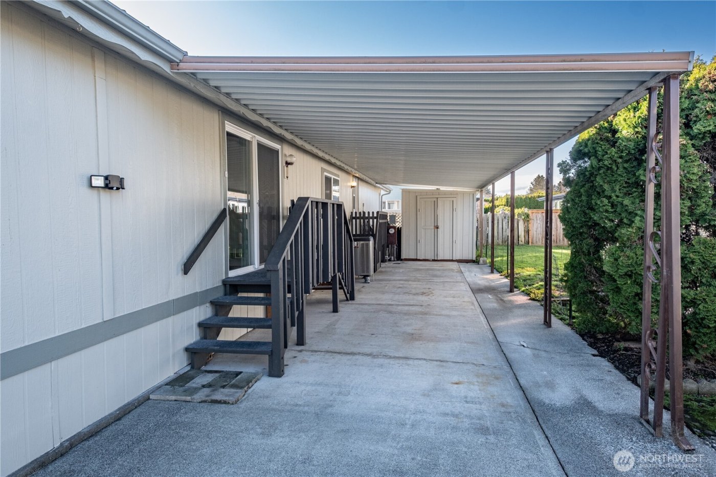 225 NE Ernst #50, Oak Harbor, WA 98277