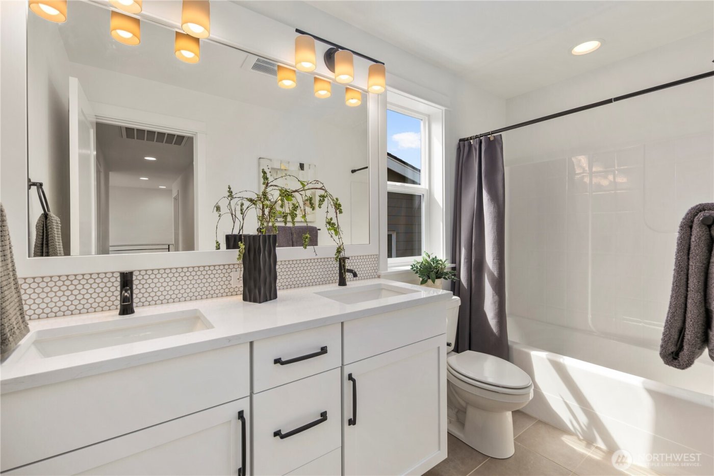 4132 220th Place SE, Bothell, WA 98021