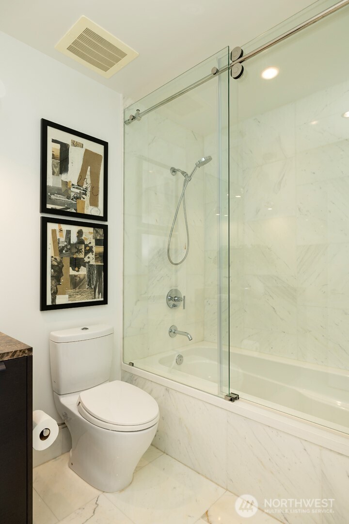 737 Olive Way #3702, Seattle, WA 98101