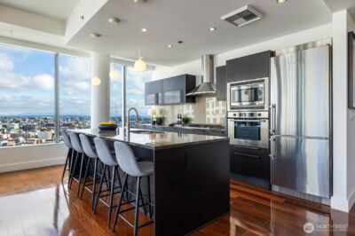 737 Olive Way #3702, Seattle, WA 98101 - Photo 3