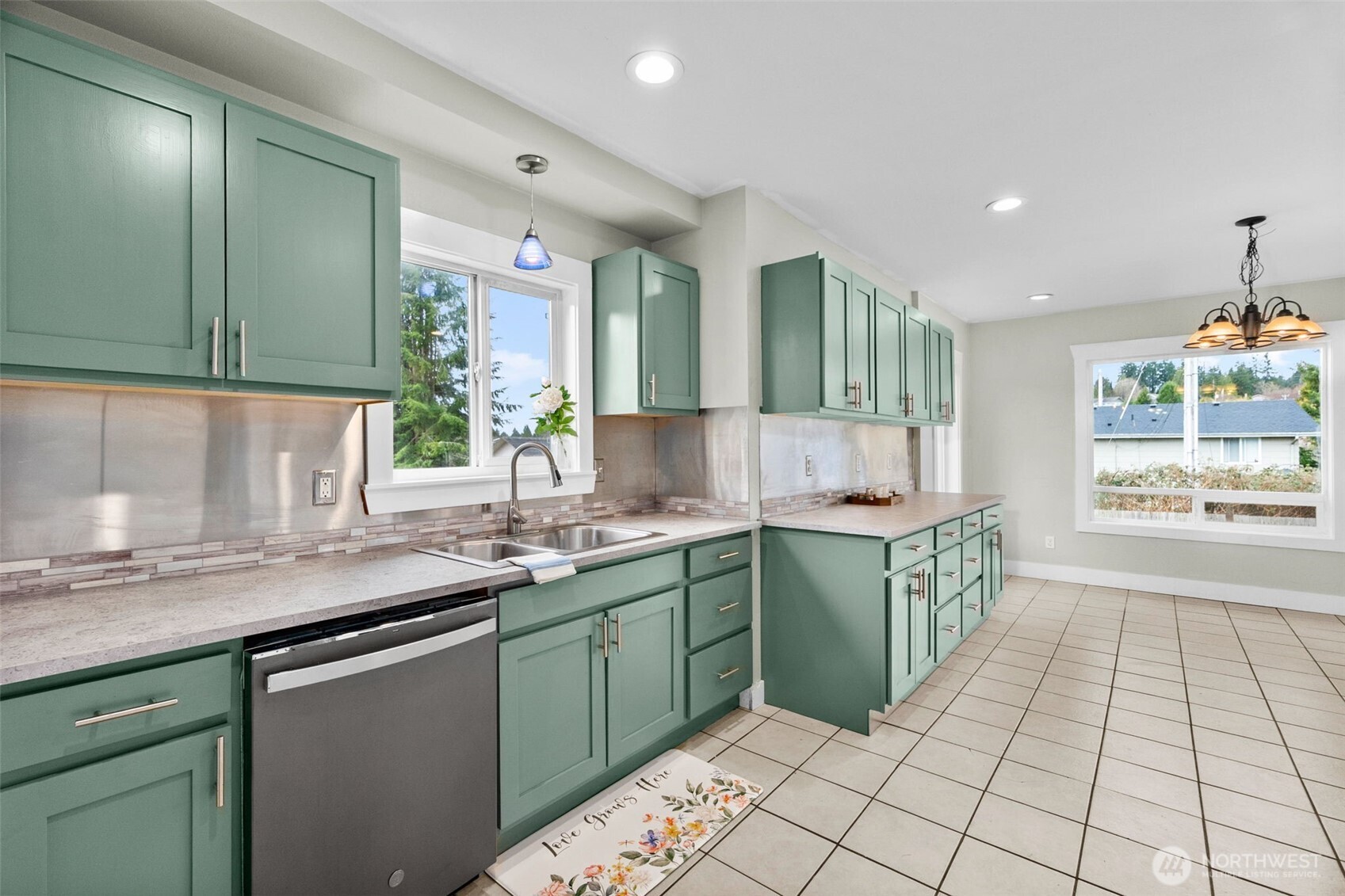 702 W Marcy Avenue , Montesano, WA 98563