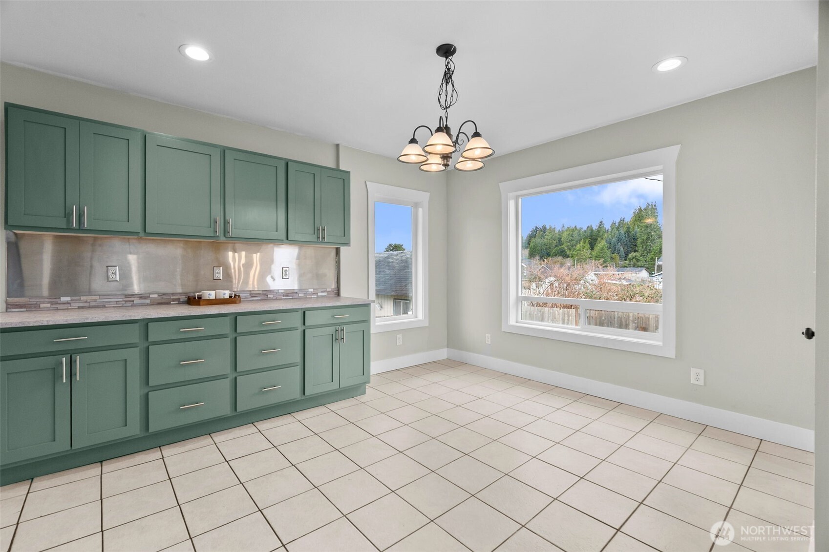 702 W Marcy Avenue , Montesano, WA 98563