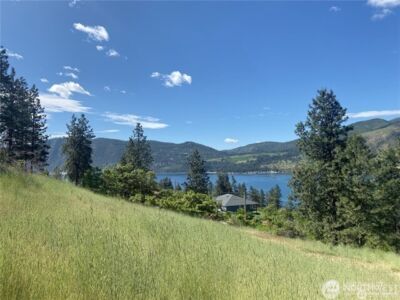 2524 Lakeshore Drive , Manson, WA 98831