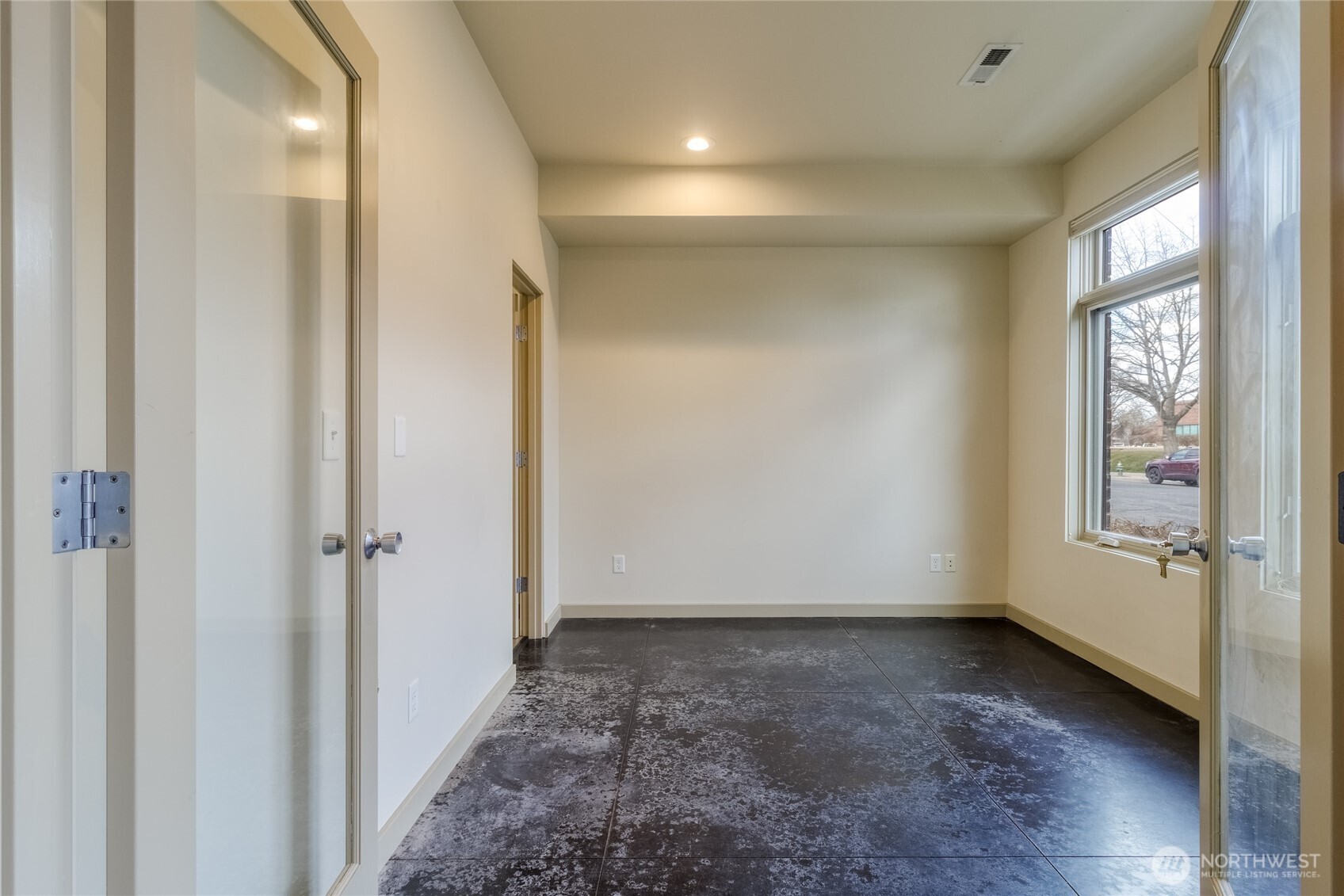 175 N 4th Avenue , Walla Walla, WA 99362