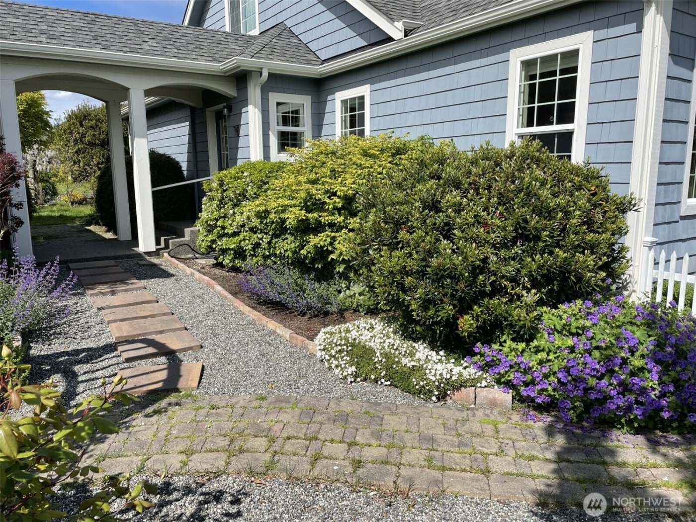 784 Windrose Drive , Coupeville, WA 98239