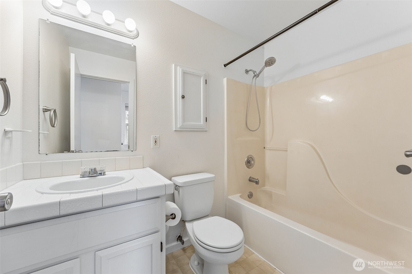 317 SE 3rd Street , South Prairie, WA 98385