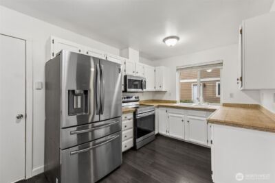 317 SE 3rd Street , South Prairie, WA 98385 - Photo 8