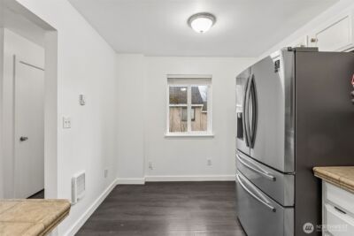 317 SE 3rd Street , South Prairie, WA 98385 - Photo 9