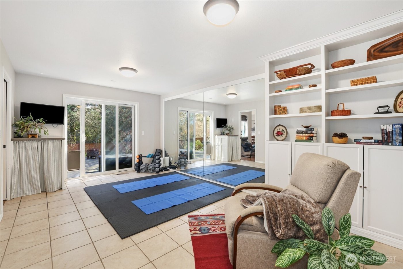 7032 Cavalier Street SW, Olympia, WA 98512-7015