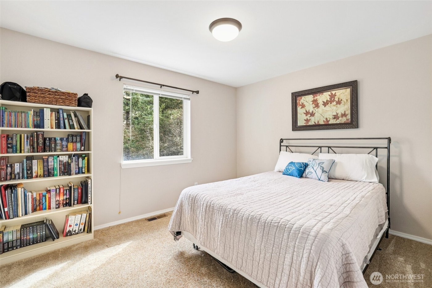 7032 Cavalier Street SW, Olympia, WA 98512-7015