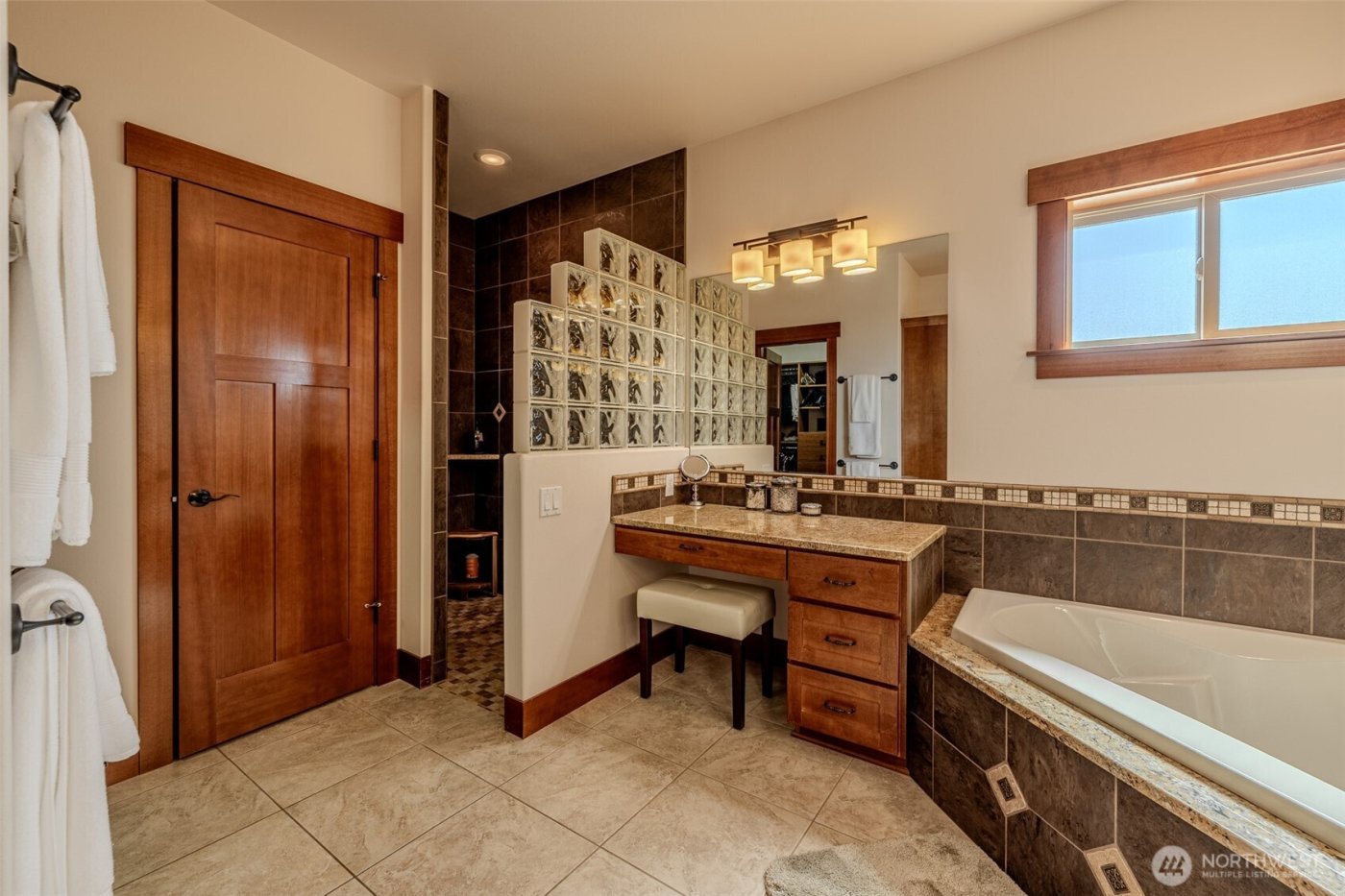 600 Havenwood Drive , Manson, WA 98831