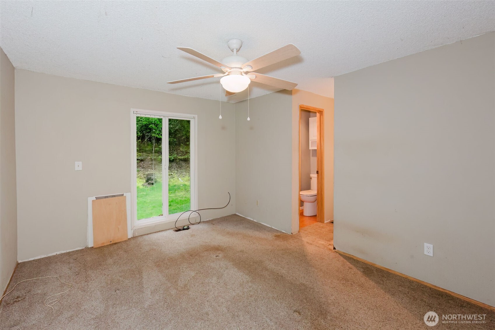 13607 W Raven Lane , Bremerton, WA 98312