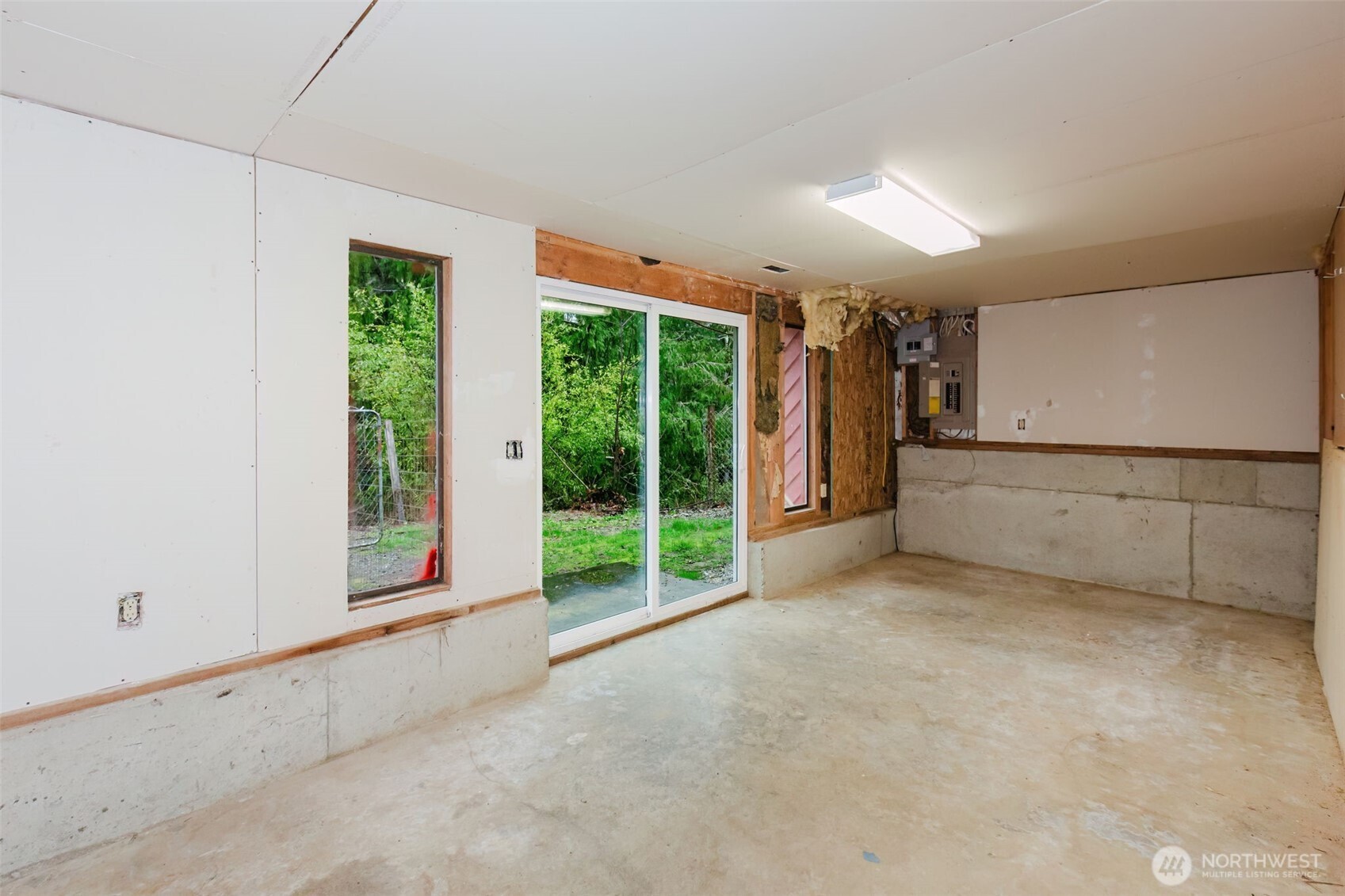 13607 W Raven Lane , Bremerton, WA 98312