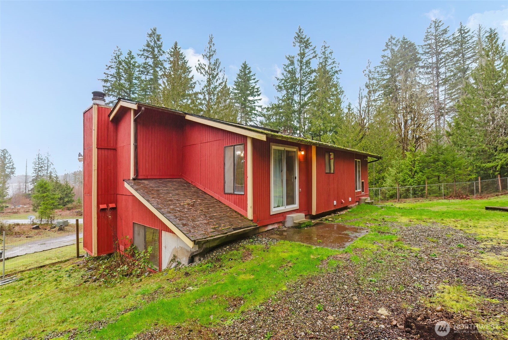 13607 W Raven Lane , Bremerton, WA 98312