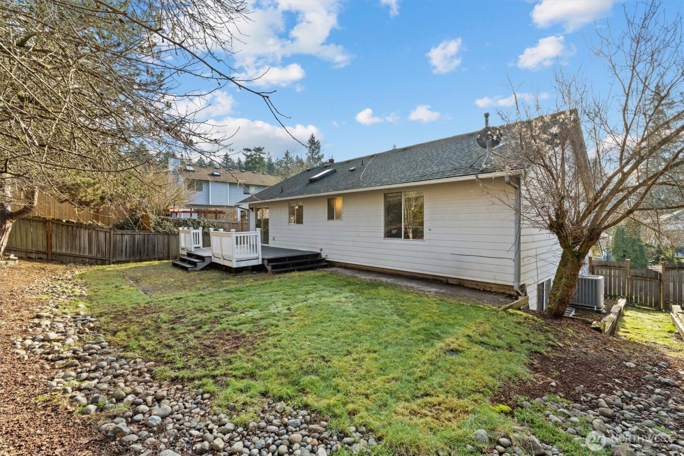 37541 21st Avenue S, Federal Way, WA 98003