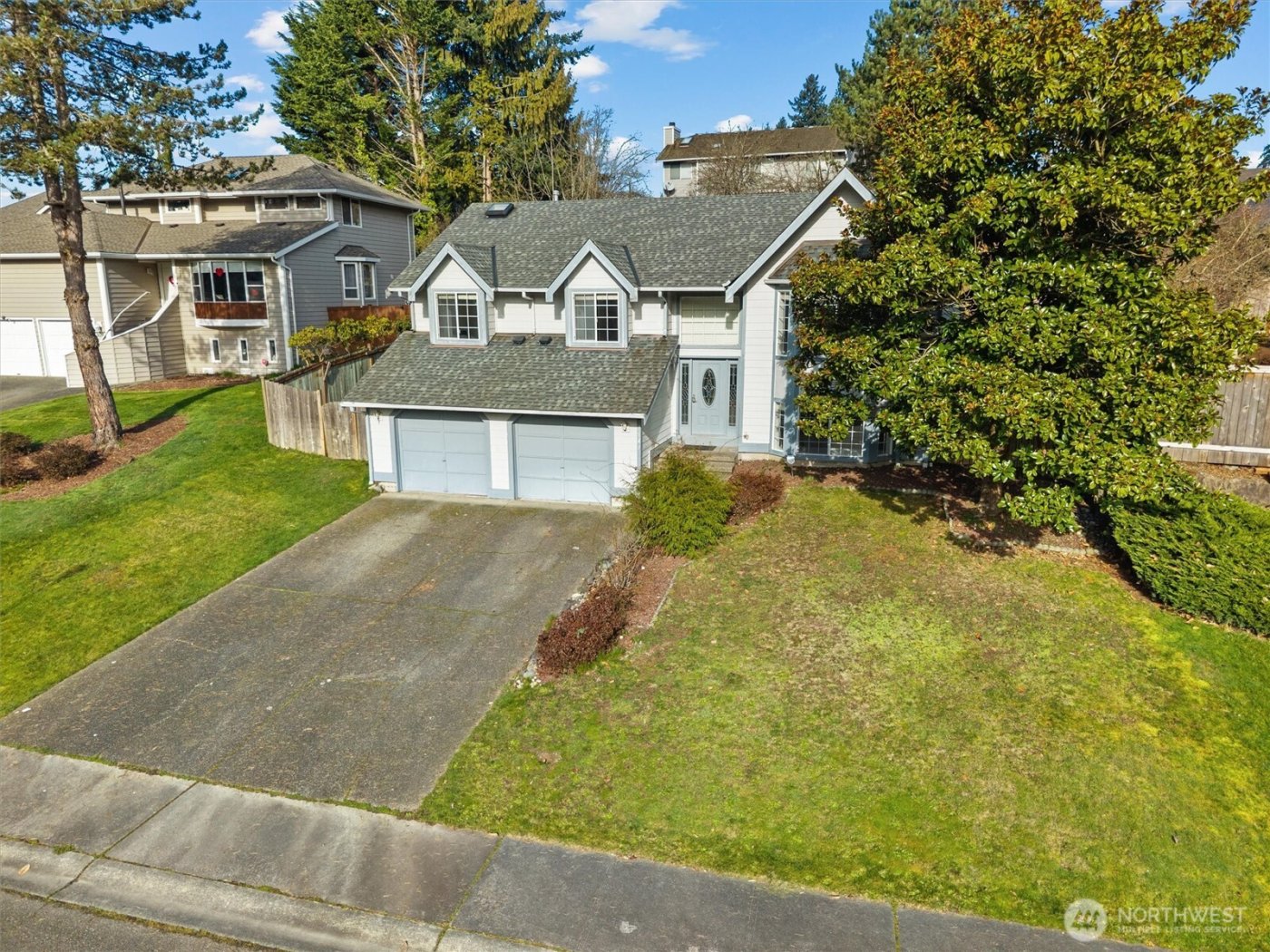 37541 21st Avenue S, Federal Way, WA 98003