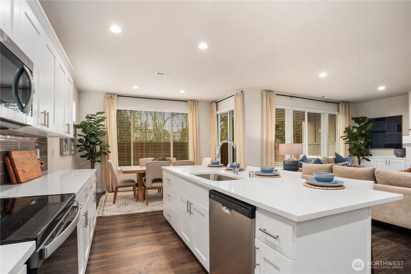 1136 68th Loop SE #2, Tumwater, WA 98501