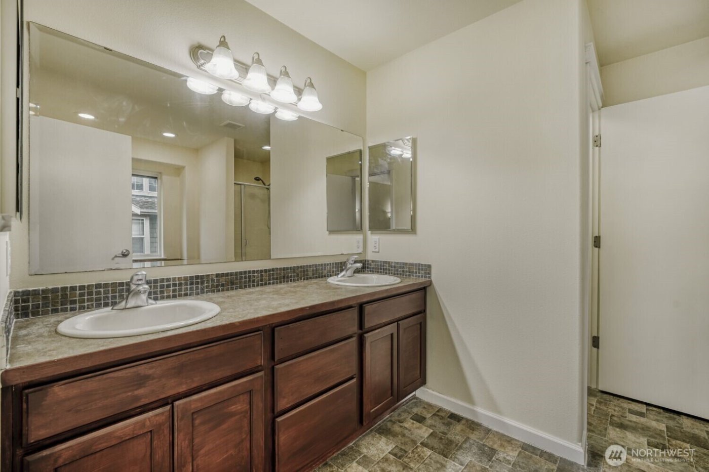 4504 25TH Street SE, Puyallup, WA 98374