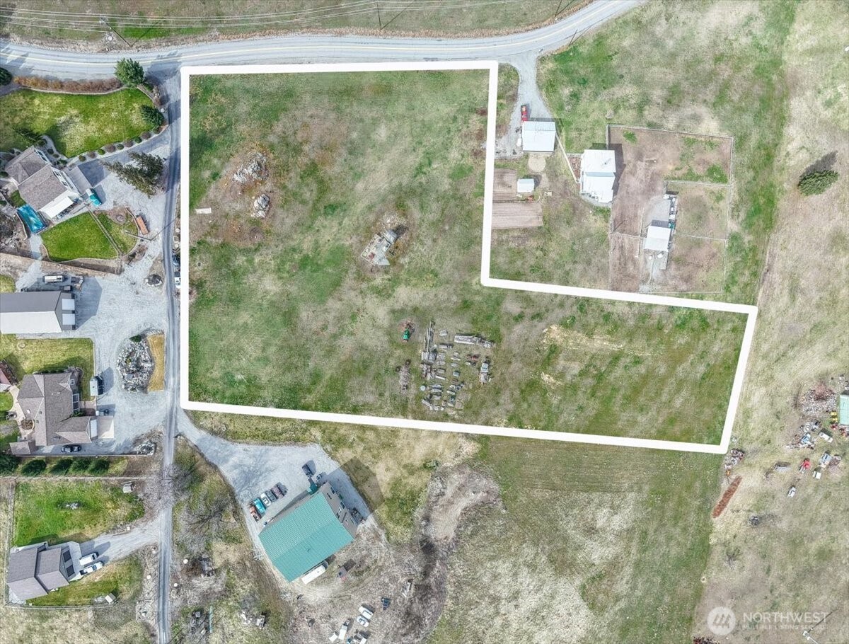 1594 Green Avenue , Manson, WA 98831