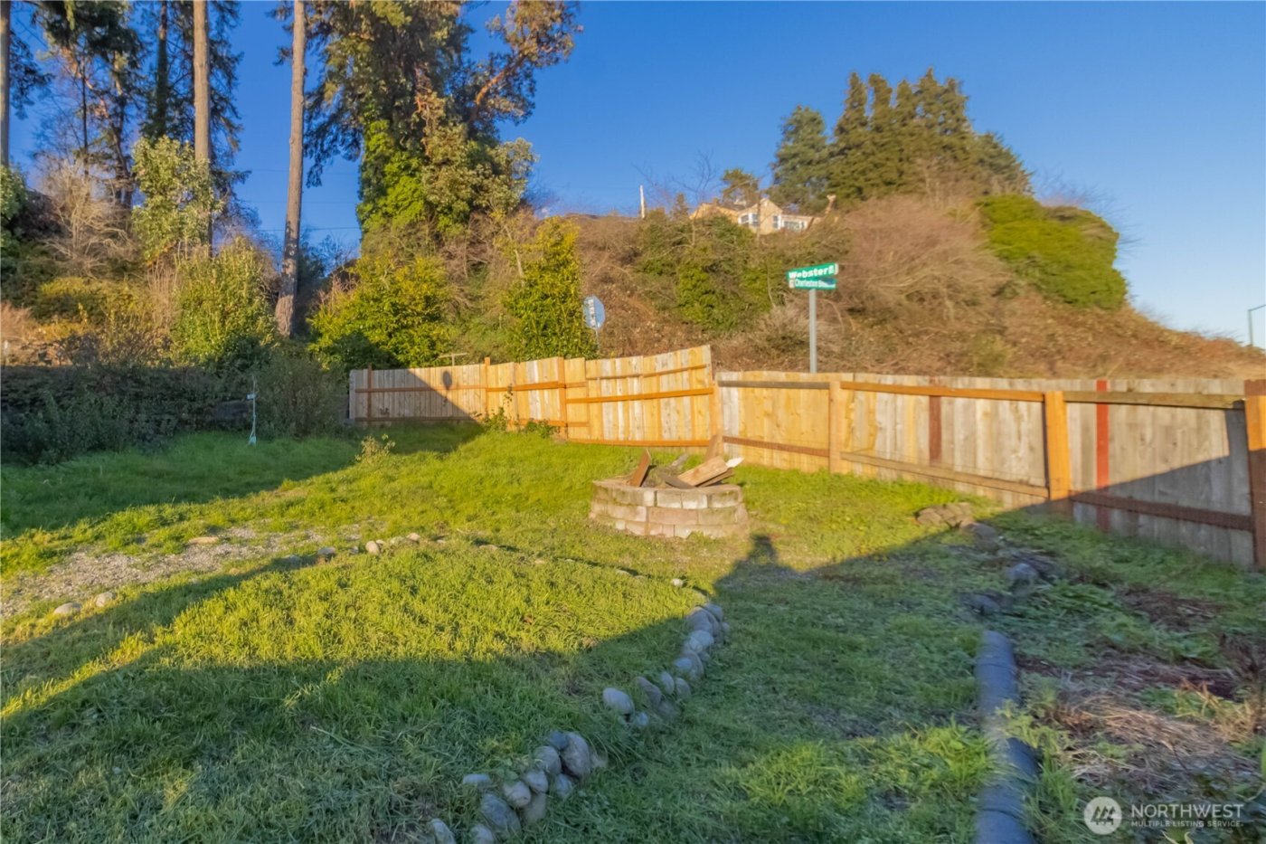 1549 Charleston Beach Road W, Bremerton, WA 98312