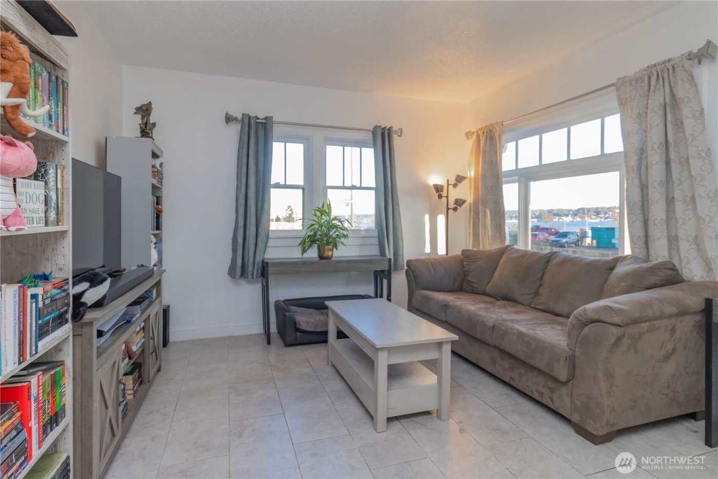 1549 Charleston Beach Road W, Bremerton, WA 98312