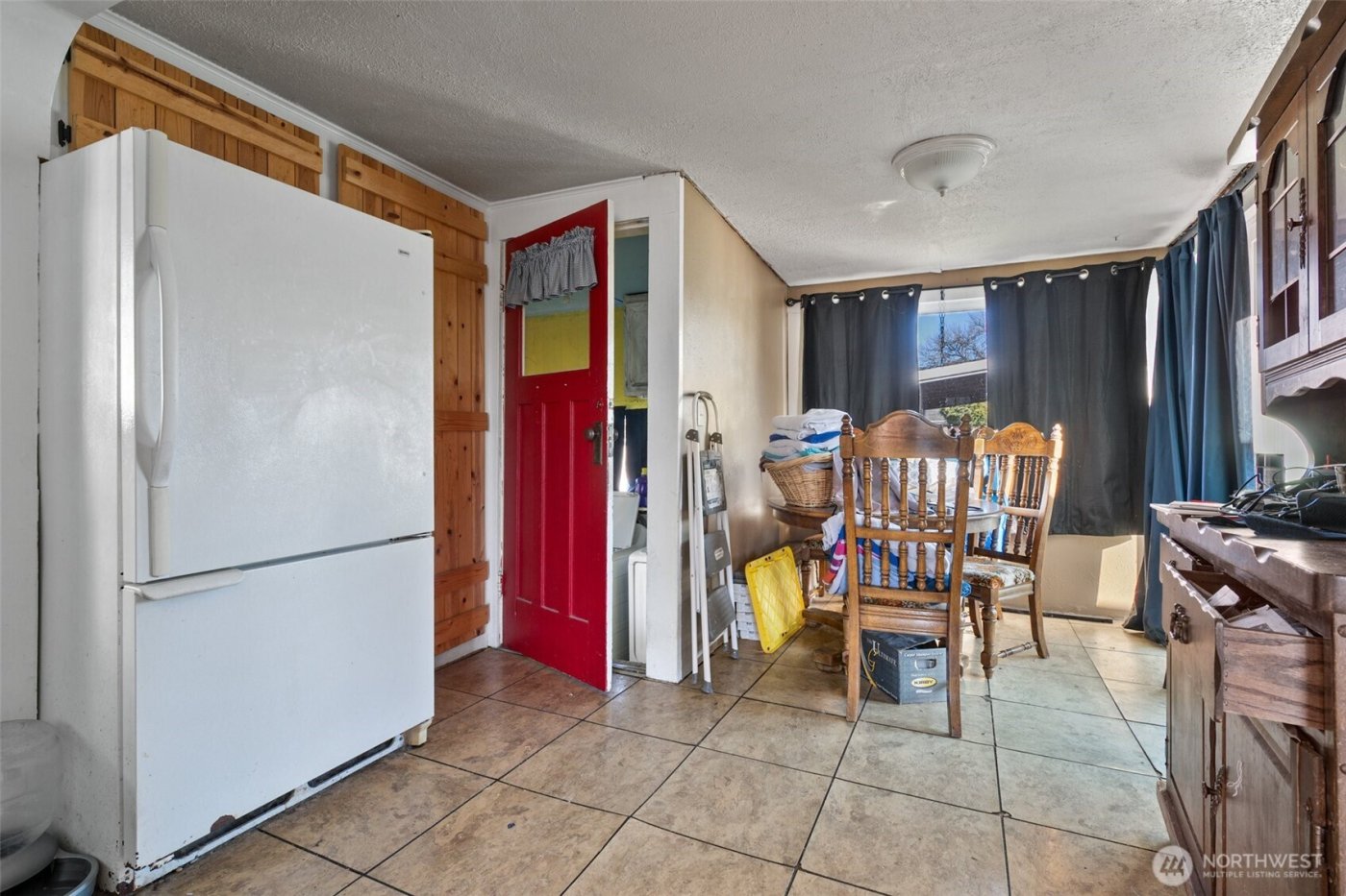 438 Front Avenue , Castle Rock, WA 98611