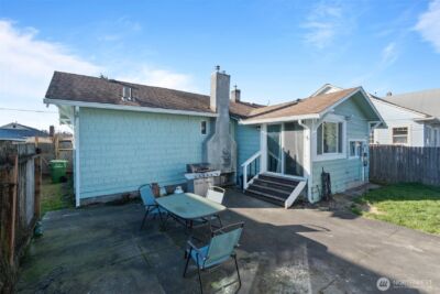 438 Front Avenue , Castle Rock, WA 98611 - Photo 17