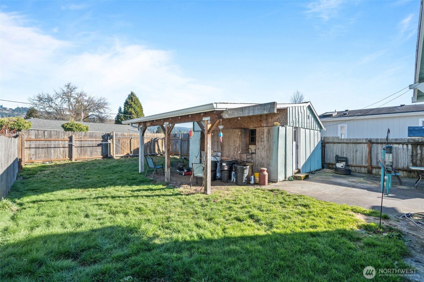 438 Front Avenue , Castle Rock, WA 98611