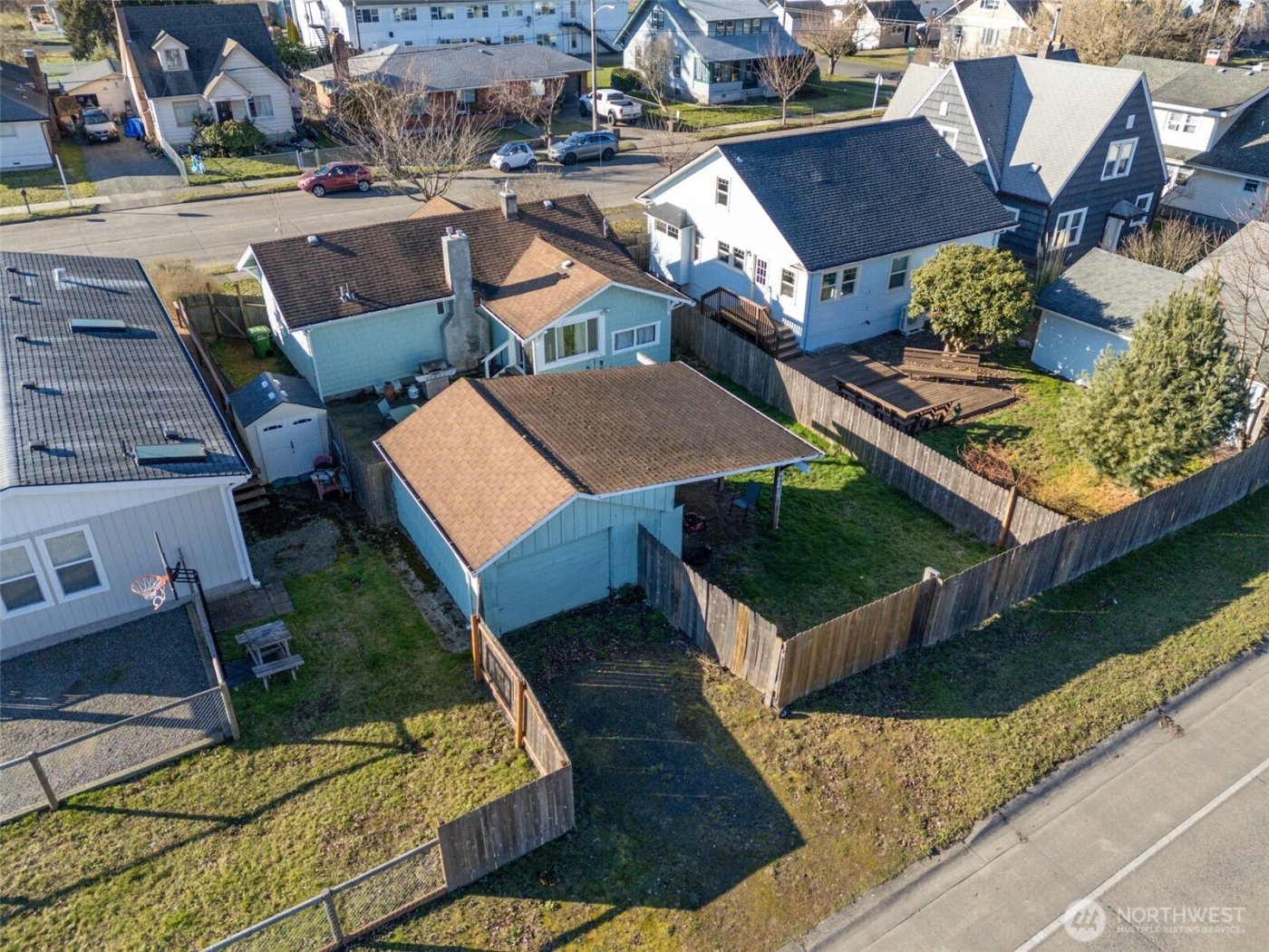 438 Front Avenue , Castle Rock, WA 98611