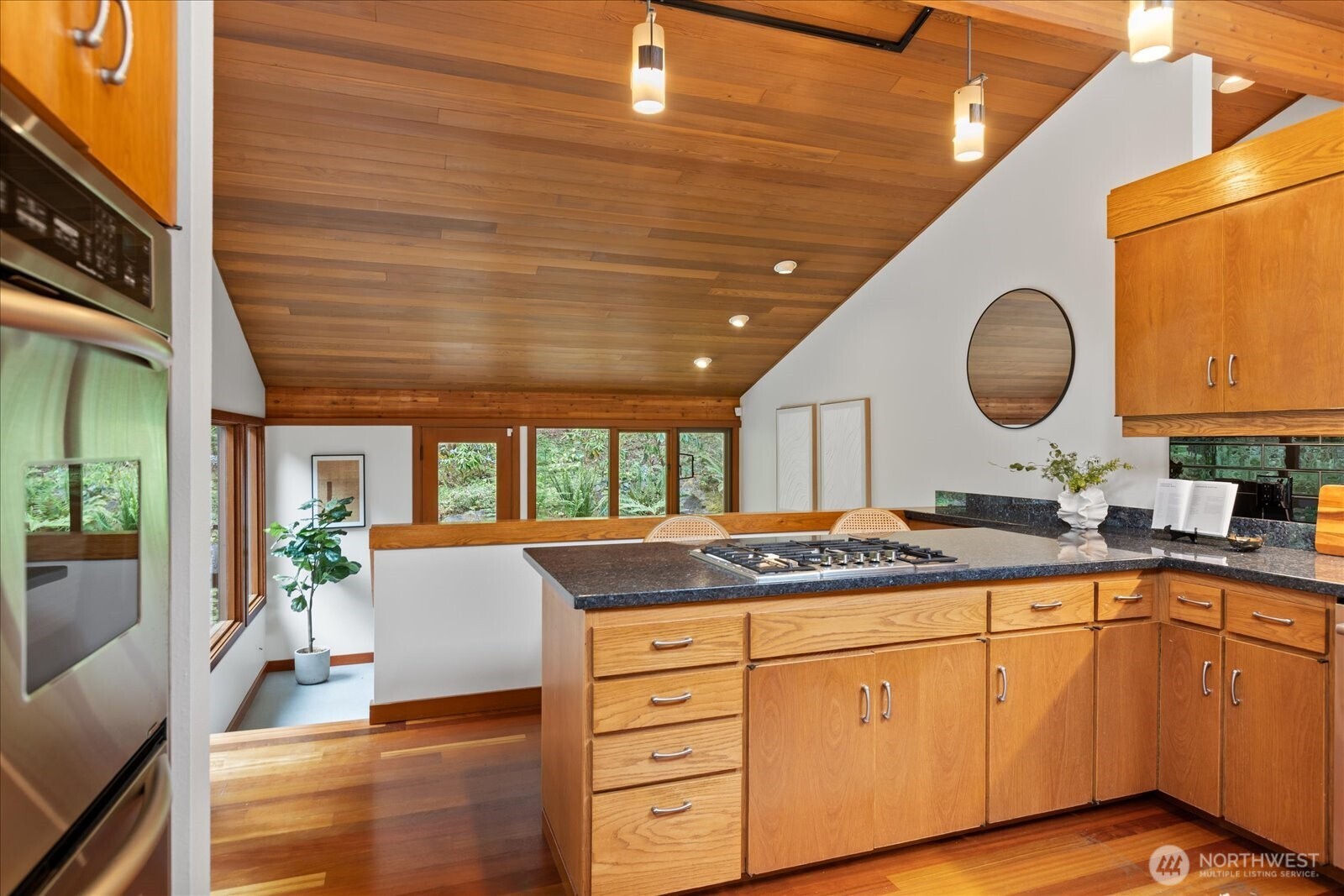 11130 S Deer Drive , Woodway, WA 98020