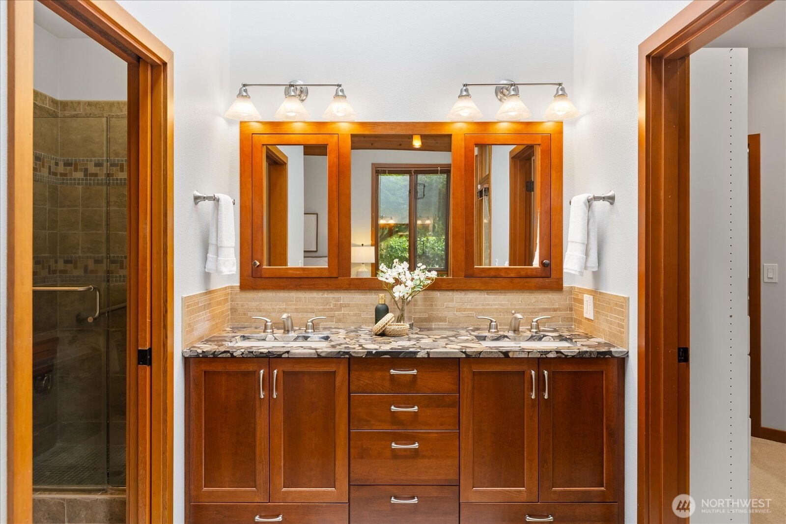 11130 S Deer Drive , Woodway, WA 98020