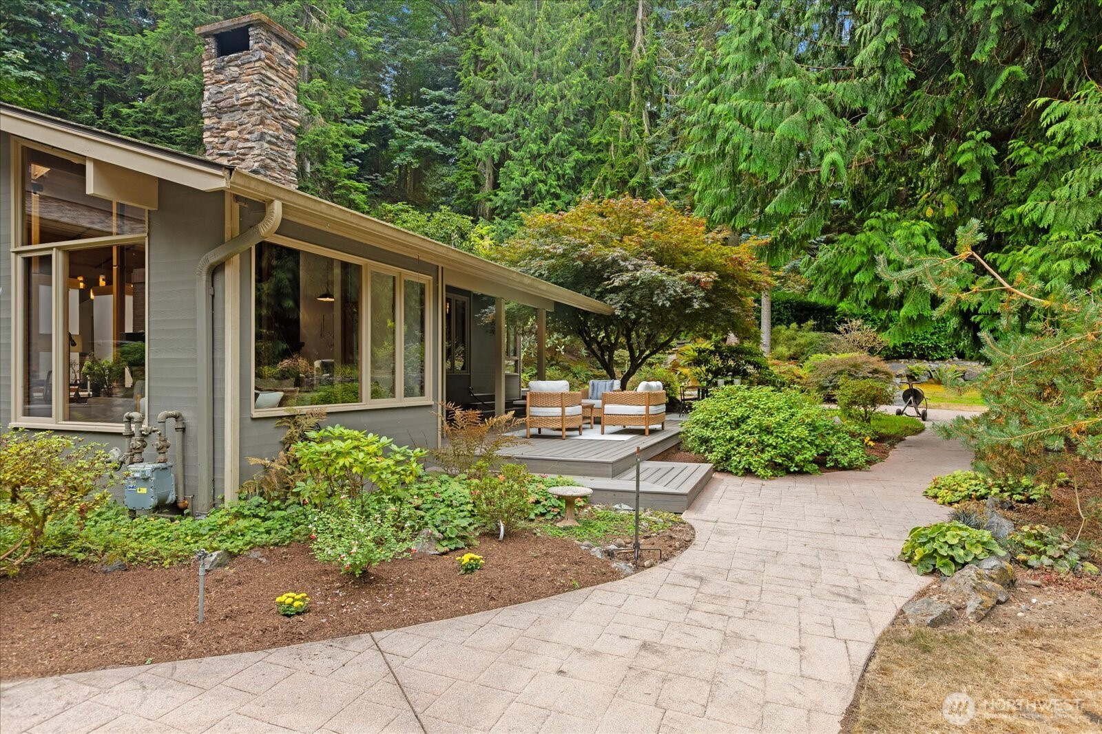 11130 S Deer Drive , Woodway, WA 98020