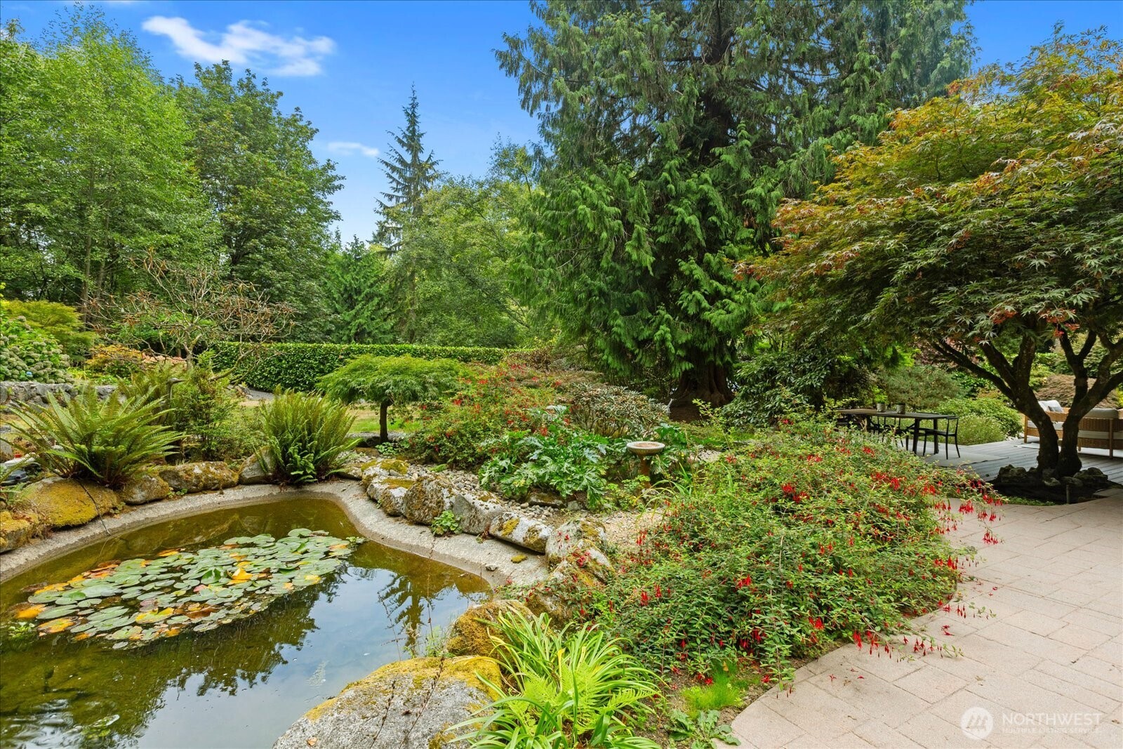 11130 S Deer Drive , Woodway, WA 98020