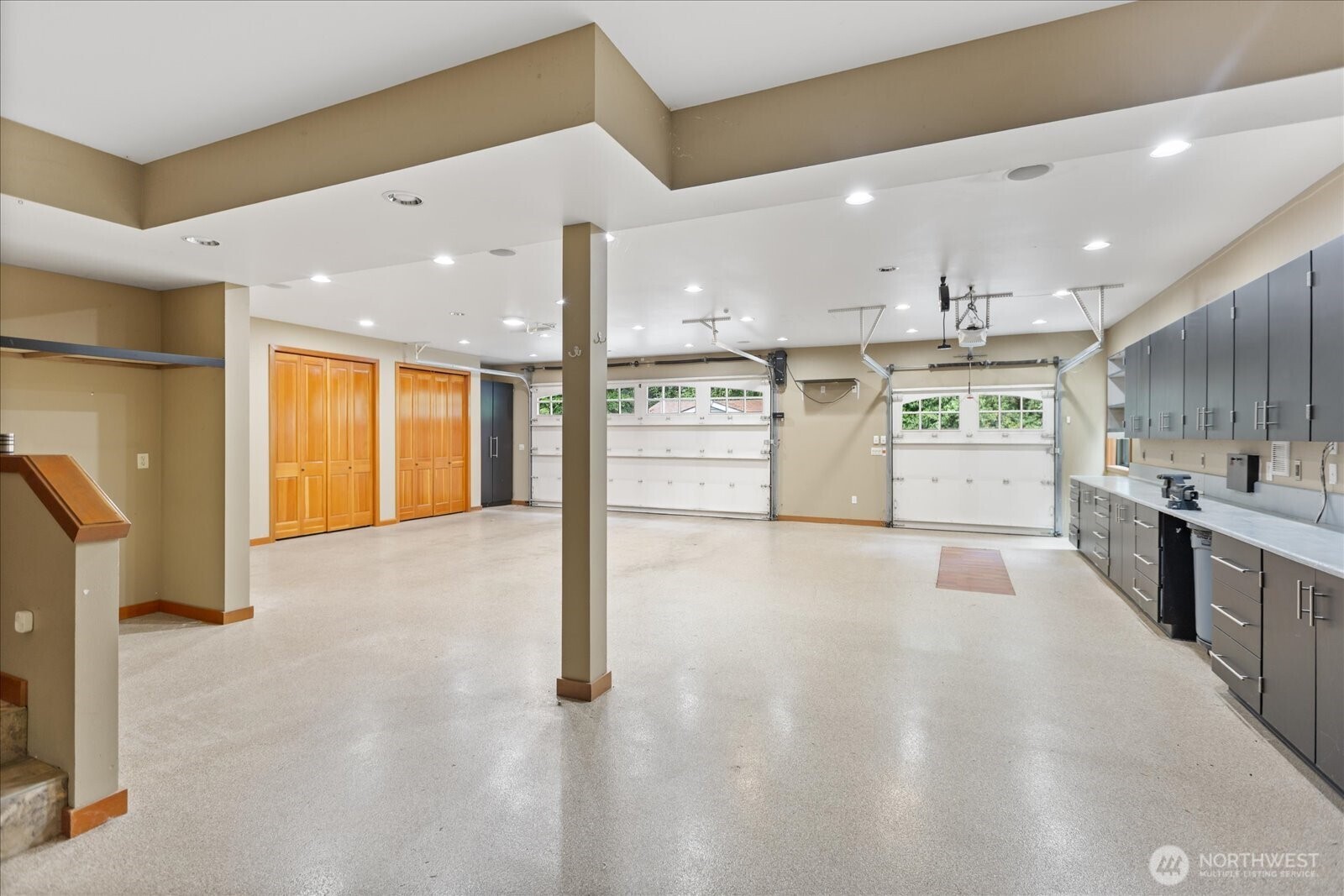 11130 S Deer Drive , Woodway, WA 98020