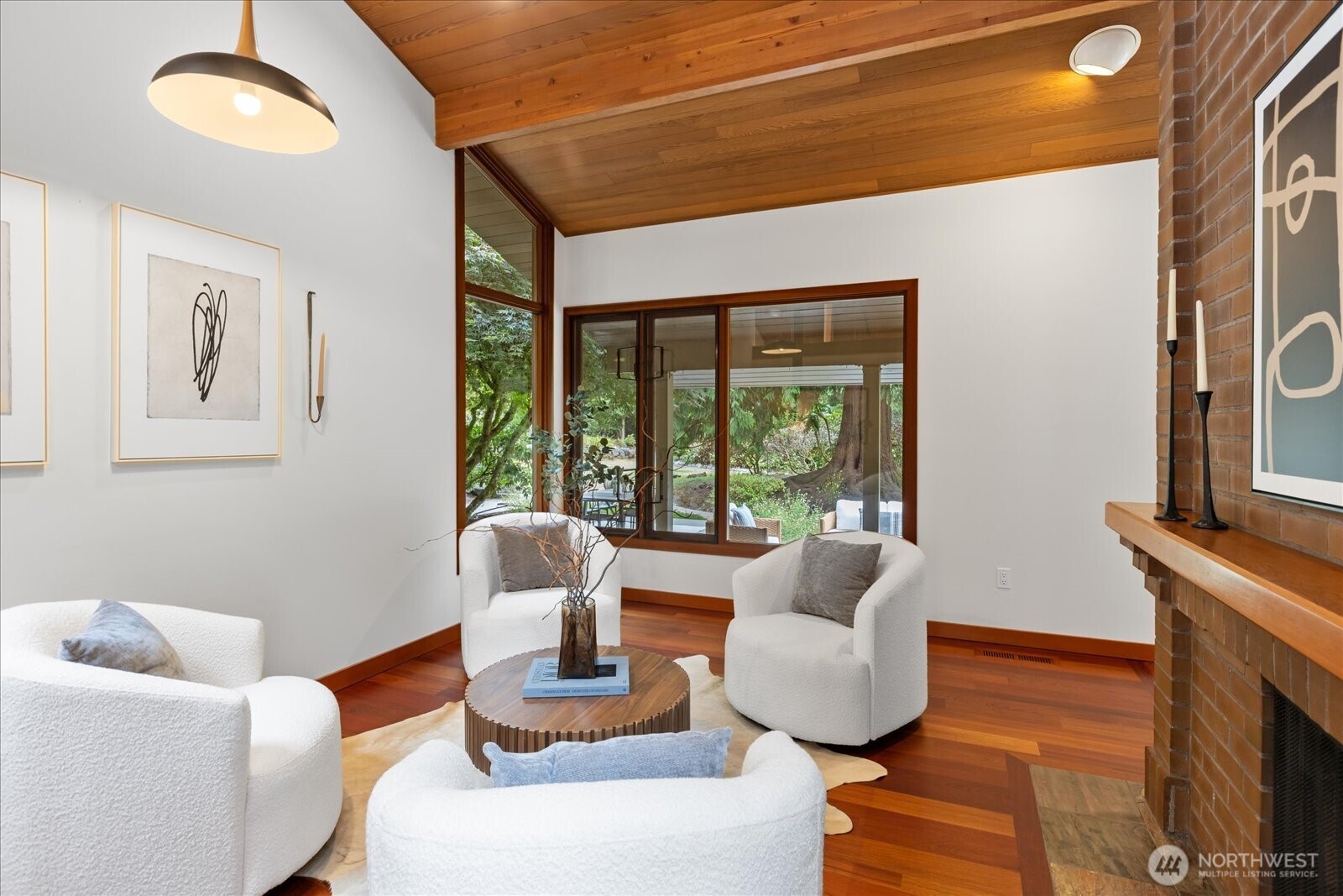 11130 S Deer Drive , Woodway, WA 98020