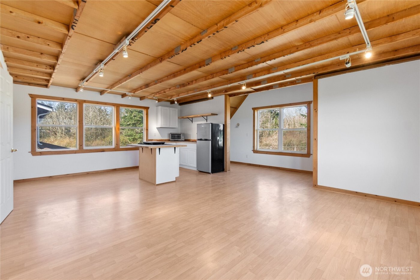 1013 Mallard Lane , Camano Island, WA 98282