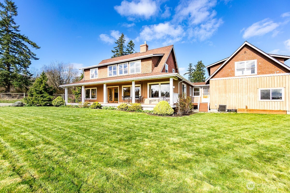 1013 Mallard Lane , Camano Island, WA 98282