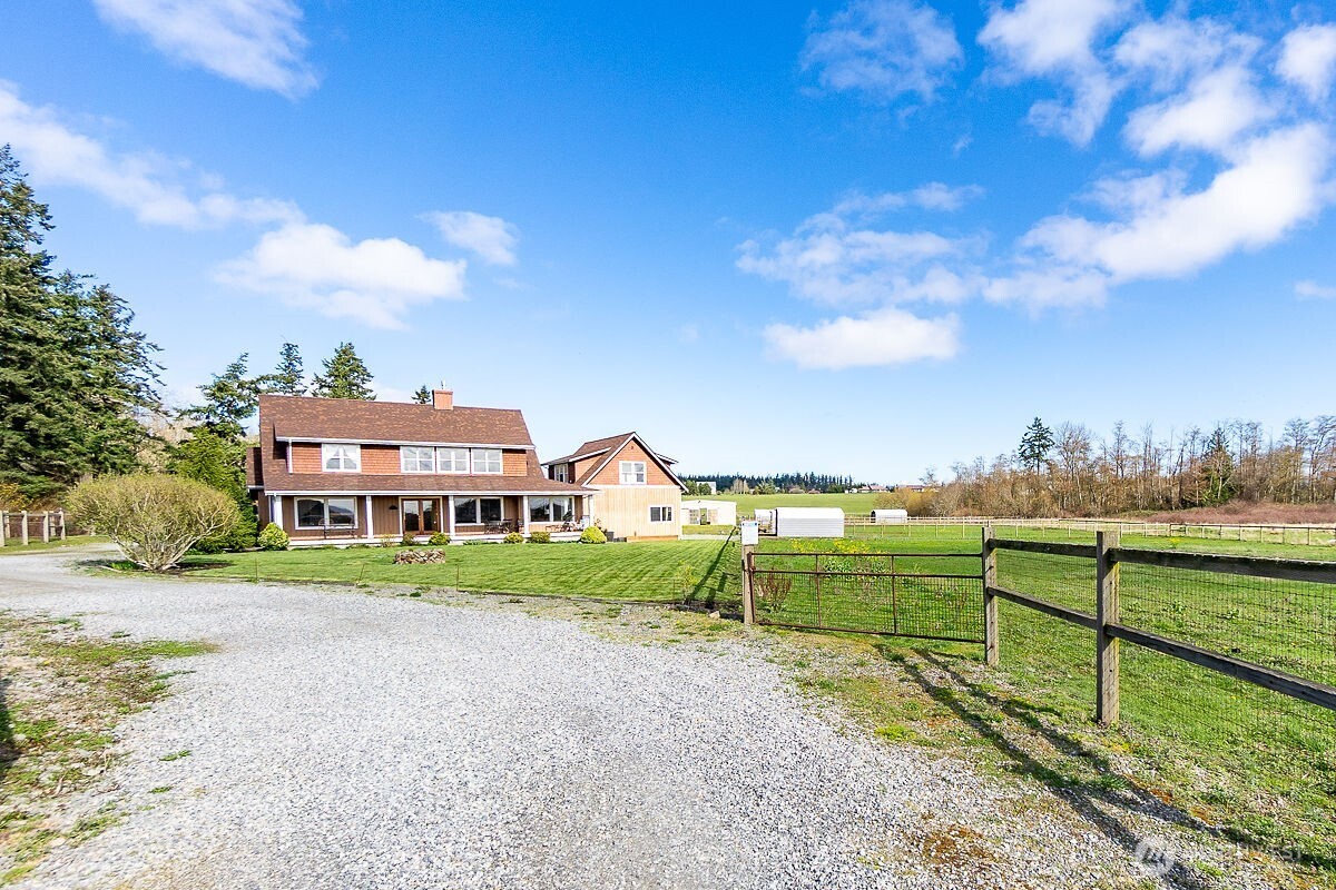 1013 Mallard Lane , Camano Island, WA 98282