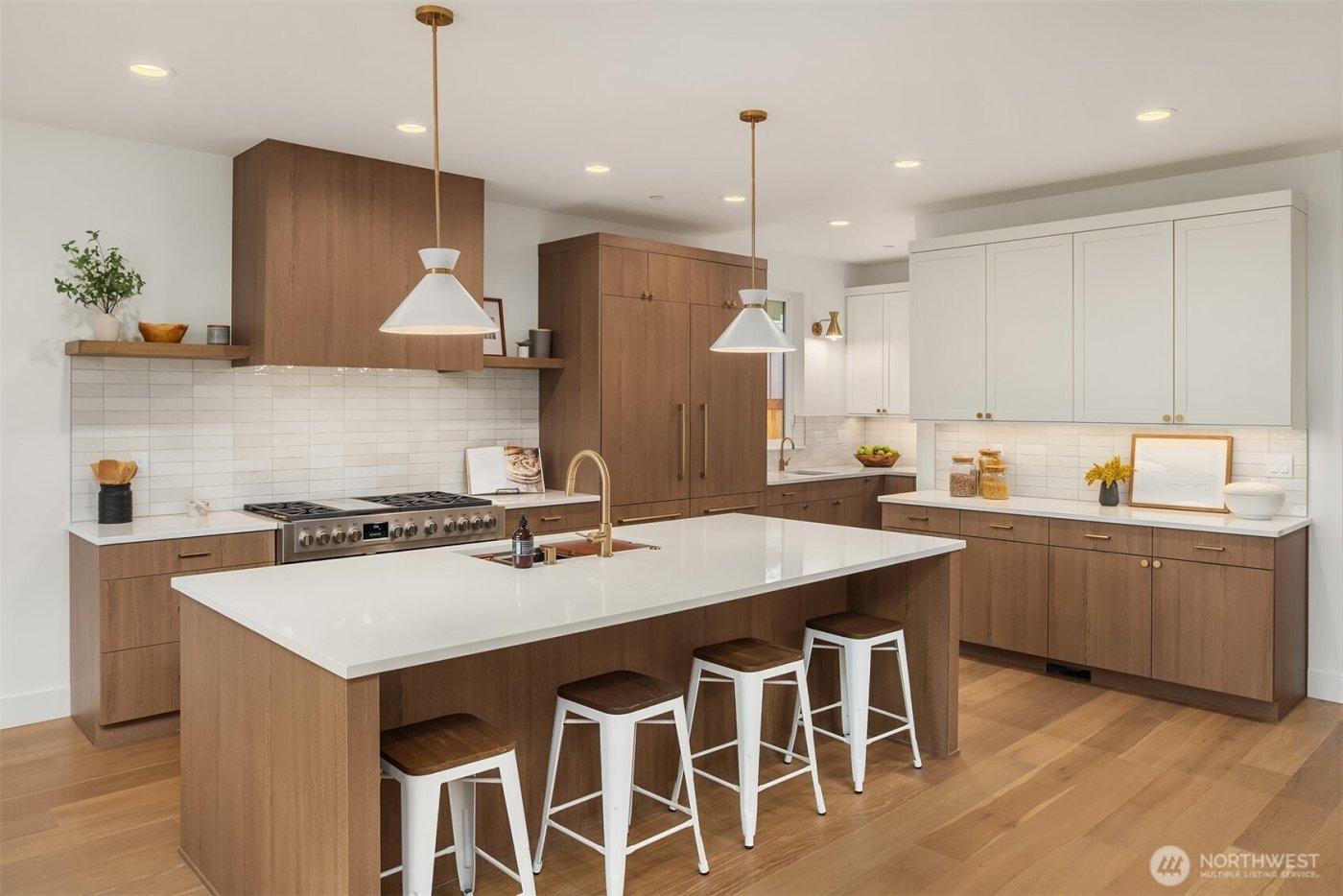 13662 NE 101st Street , Kirkland, WA 98033