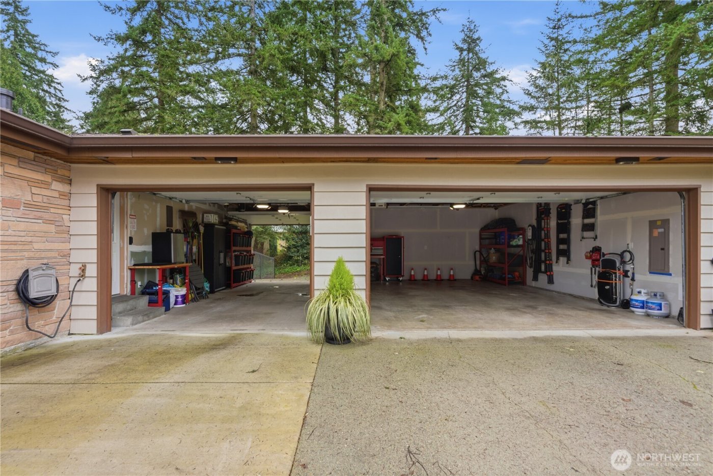 13201 SE 208th Street , Kent, WA 98032