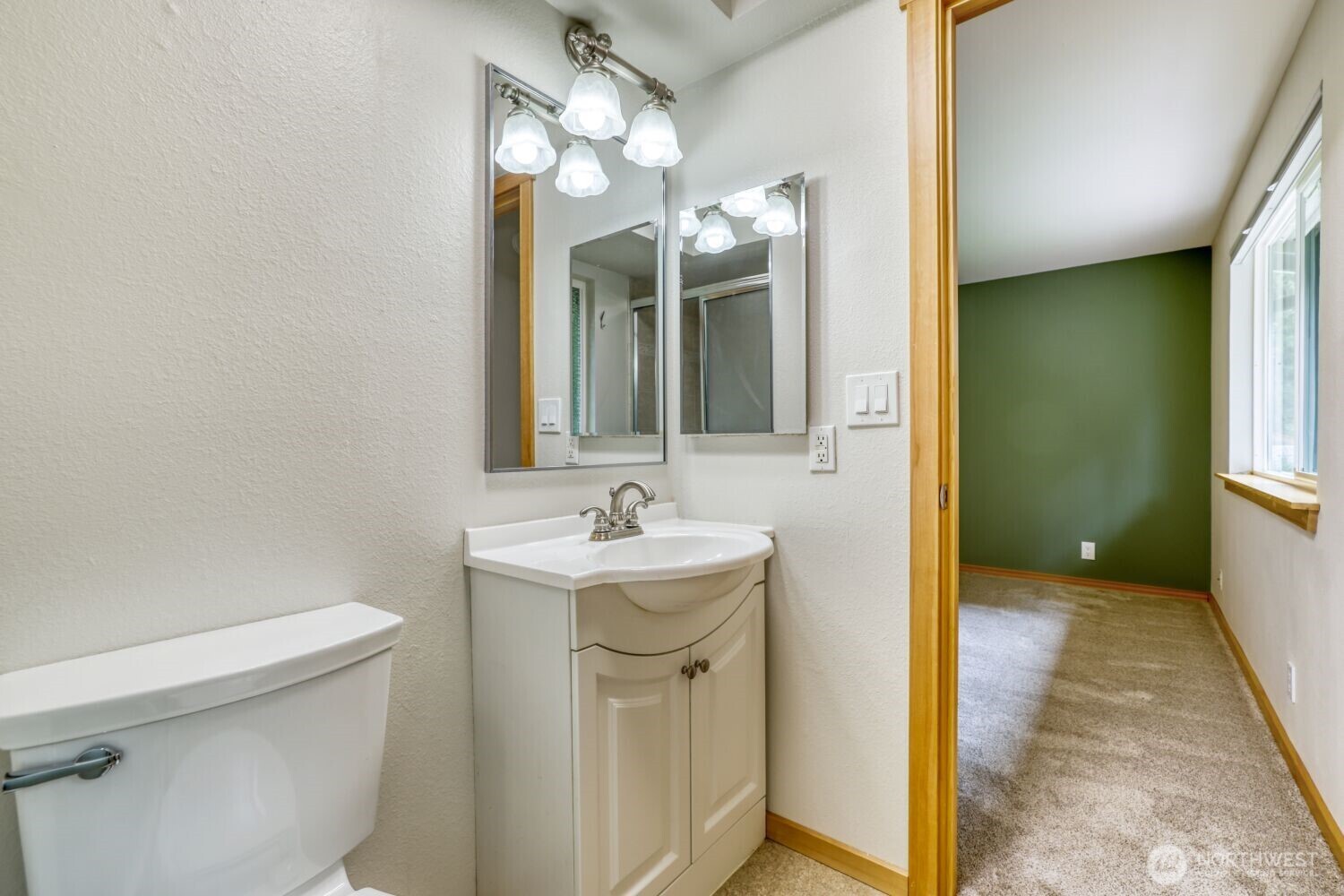 9615 NE 201st Street , Bothell, WA 98011