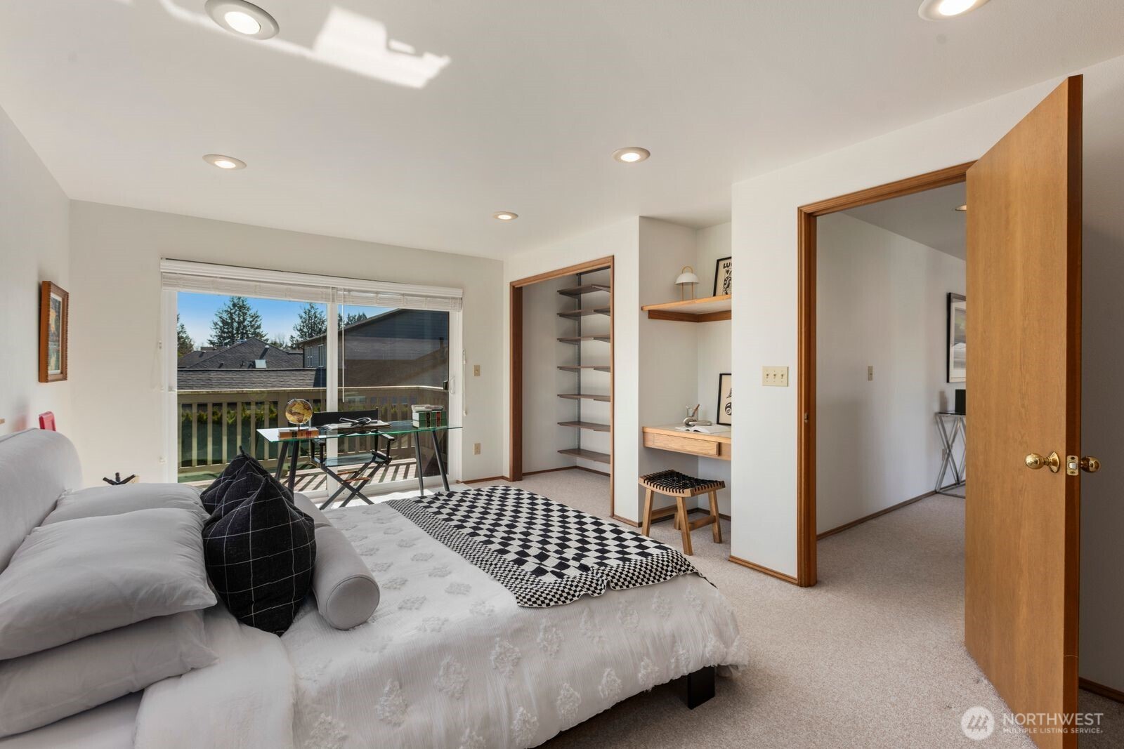 2370 McHugh Avenue , Enumclaw, WA 98022