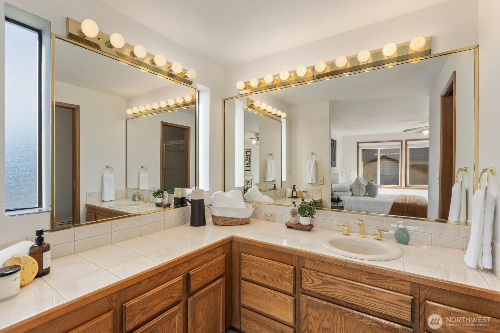 2370 McHugh Avenue , Enumclaw, WA 98022