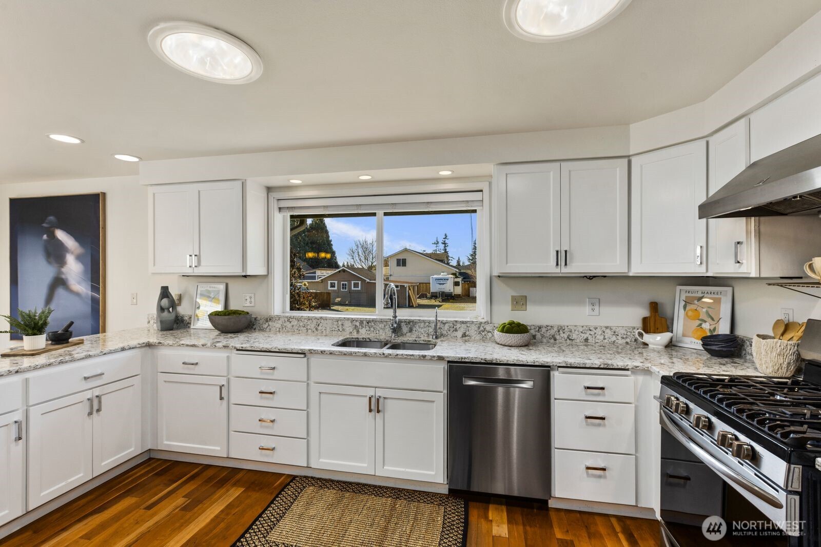 2370 McHugh Avenue , Enumclaw, WA 98022