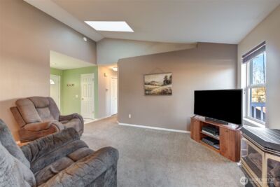 8709 15th Street NE, Lake Stevens, WA 98258 - Photo 4