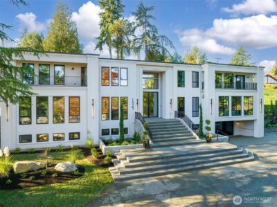 1525 79th Place NE, Medina, WA 98039 - Photo 3