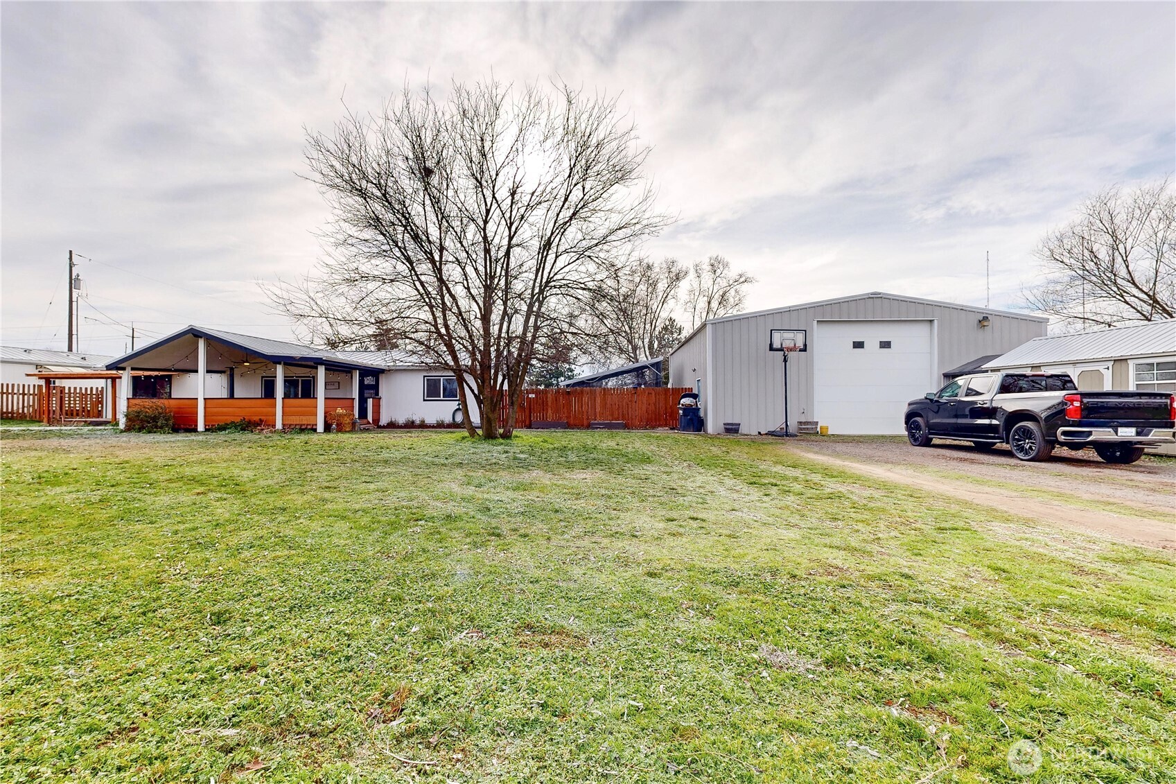 647 Baldwin Road , Walla Walla, WA 99362