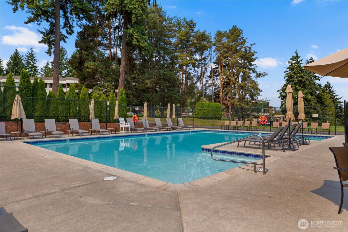 10713 Glen Acres Drive S #10713, Seattle, WA 98168