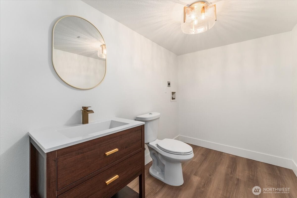 124 Boetzkes Avenue , Manson, WA 98831