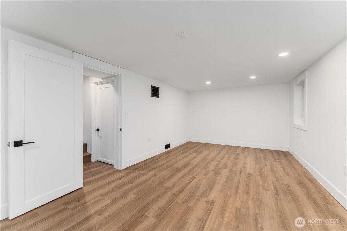 124 Boetzkes Avenue , Manson, WA 98831